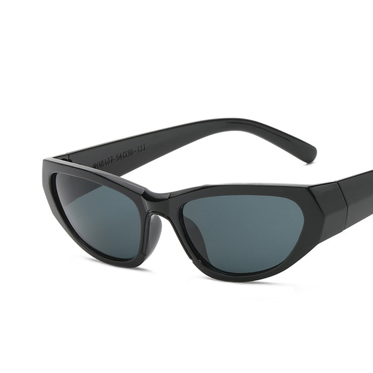 Street Millennium Spicy Girl Sunglasses 1 1 Black frame and grey slice  